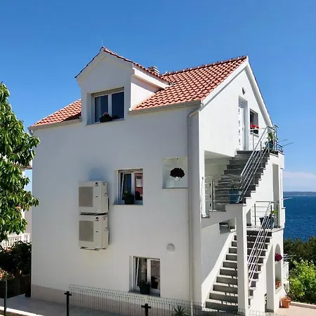 Villa Dani Sea & Pool Apartments Trogir Exterior photo